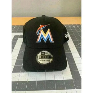 Miami Marlins Hat Mens M/L New Era MLB 39Thirty Diamond Era Flex Cap Baseball
